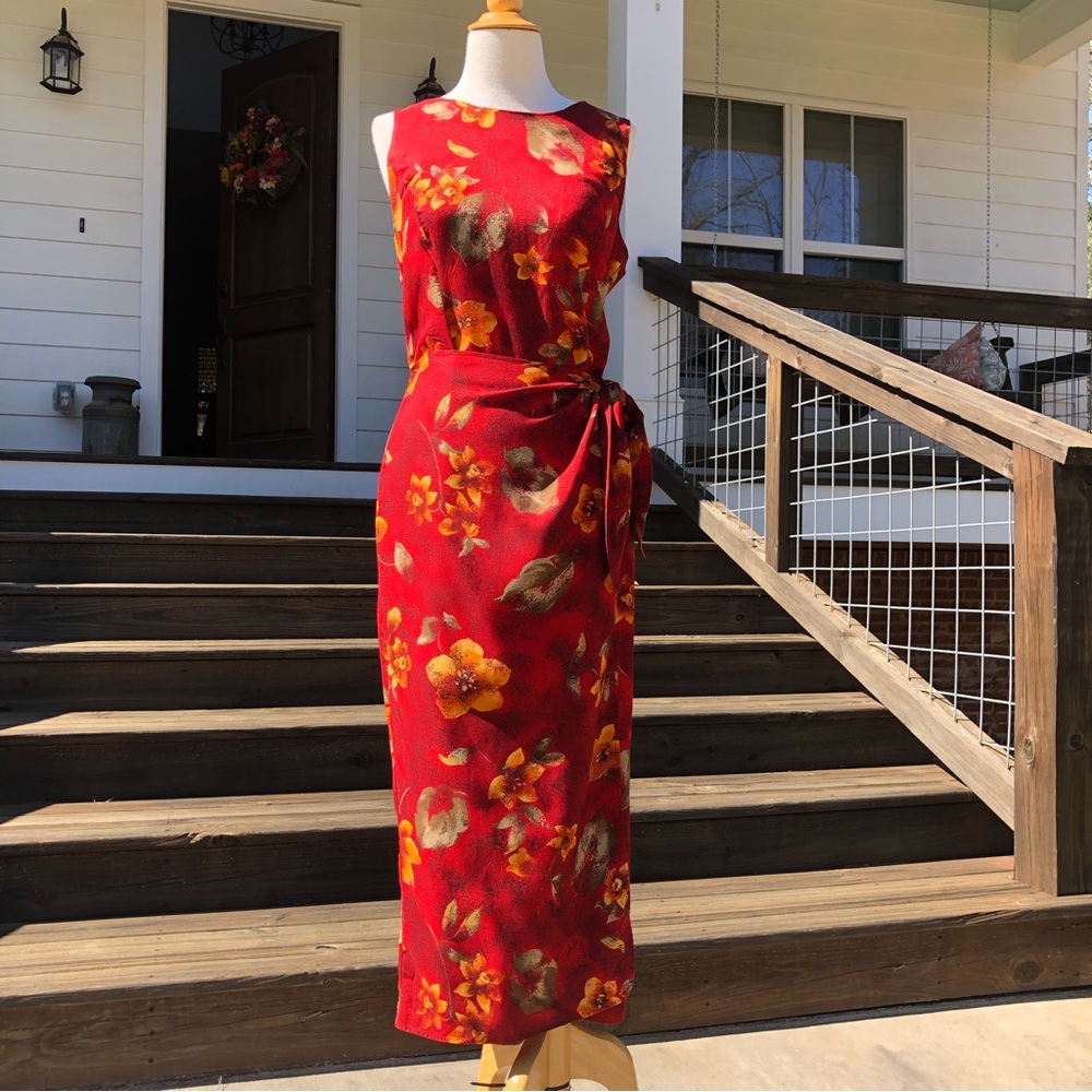 Jaclyn Smith Red Floral Sleeveless Midi Dress